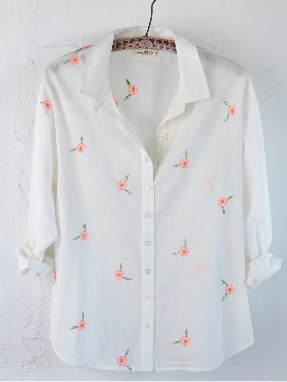 Natural Life Floral Embroidered Cotton Button Down Shirt M NWT